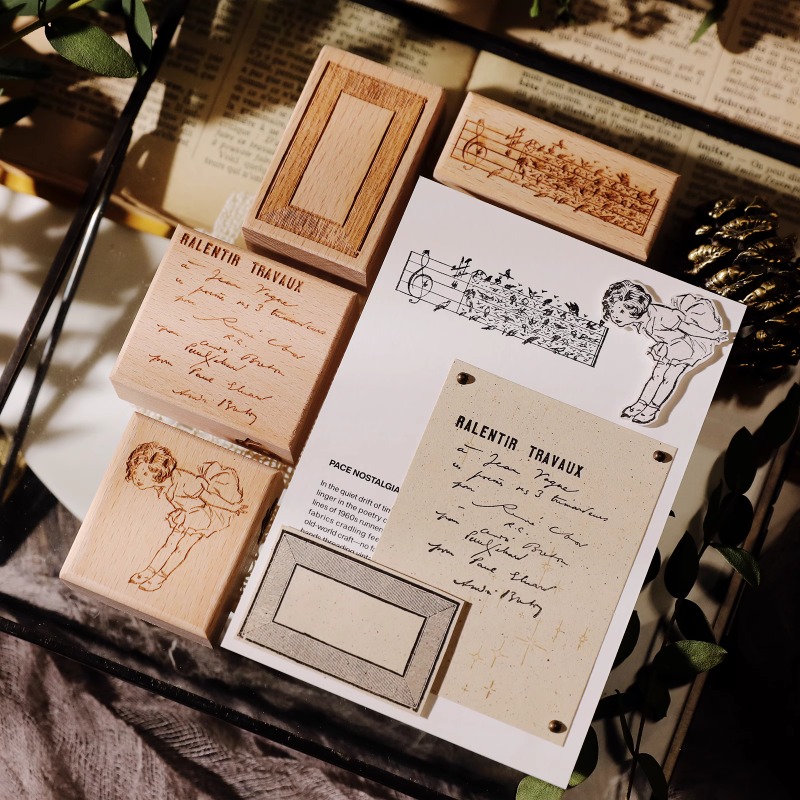 Vintage Mozart's Manuscripts G – Butterfly Rubber Sheet Bewertung und Preis